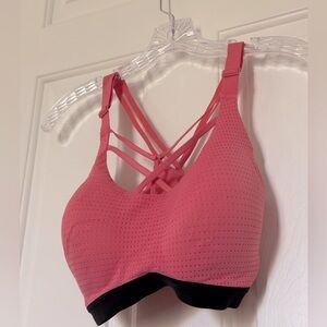 Victoria’s Secret Lightweight Sports Bra, Size 34DD